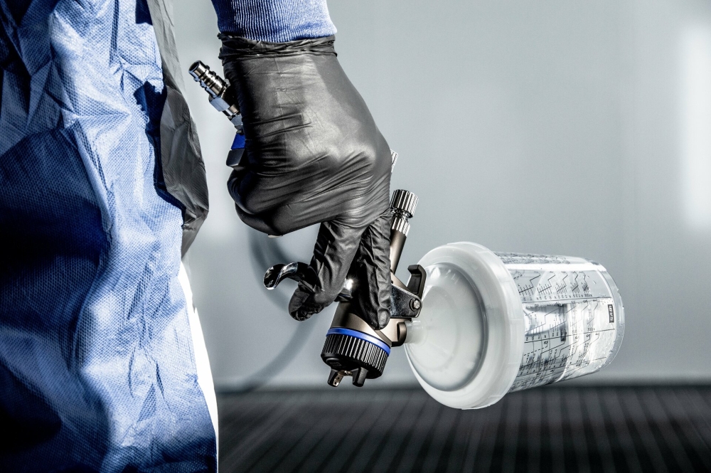 Kezdőlap 12 Fényezés – lakkok